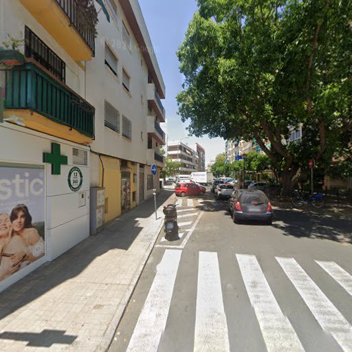 Farmacia Los Naranjos