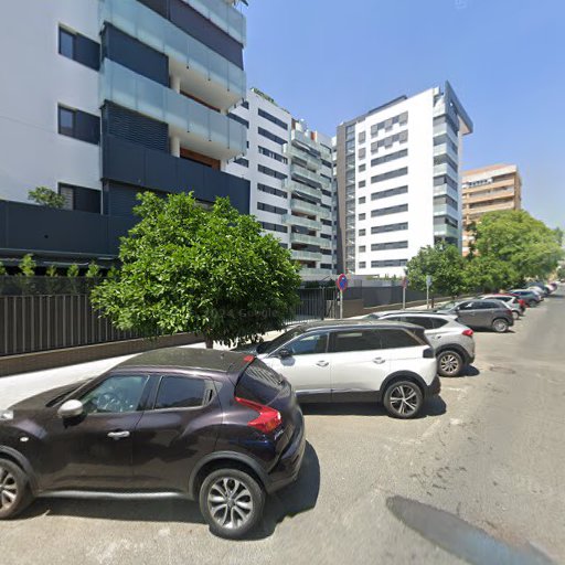 Farmacia Santa Teresa (Consuelo González)